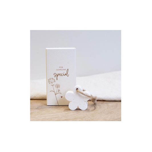 Soap in a box - for someone special - lichtgeel
